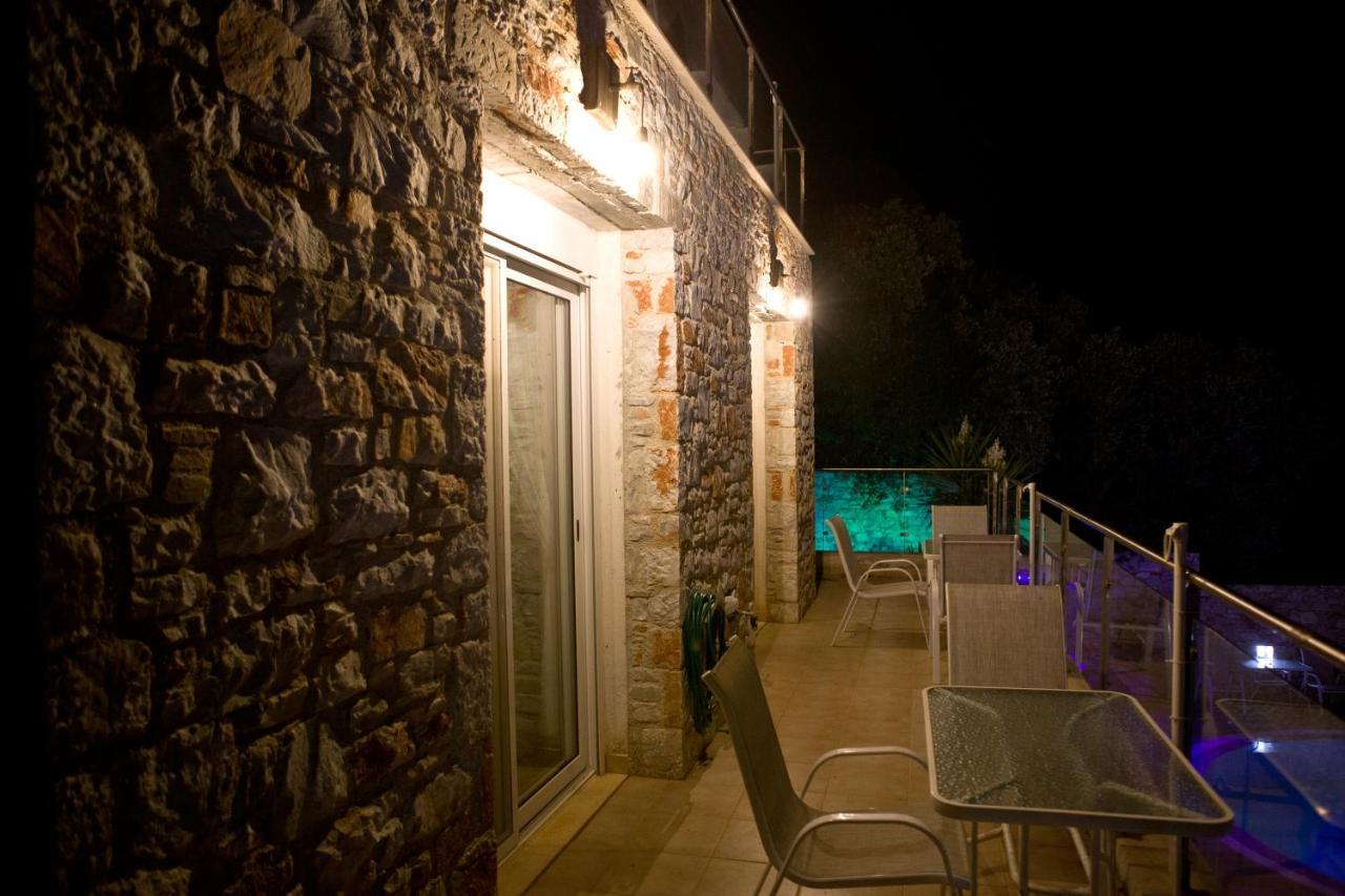 Axion Esti Apartments Skopelos Town Ngoại thất bức ảnh