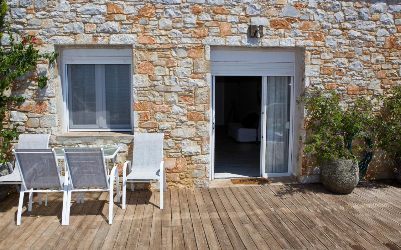 Axion Esti Apartments Skopelos Town Ngoại thất bức ảnh