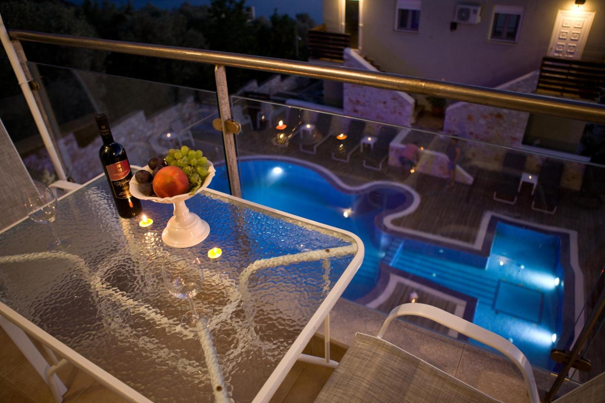 Axion Esti Apartments Skopelos Town Ngoại thất bức ảnh