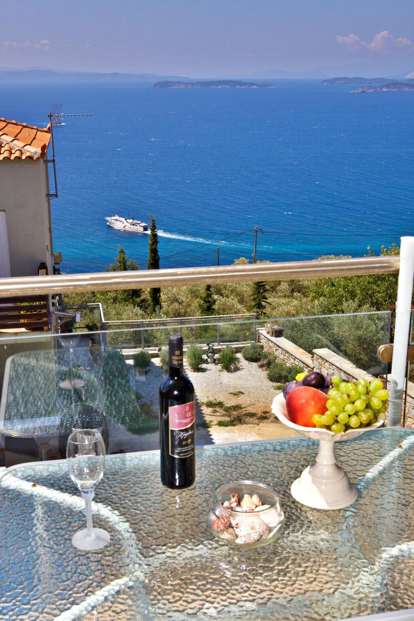 Axion Esti Apartments Skopelos Town Ngoại thất bức ảnh