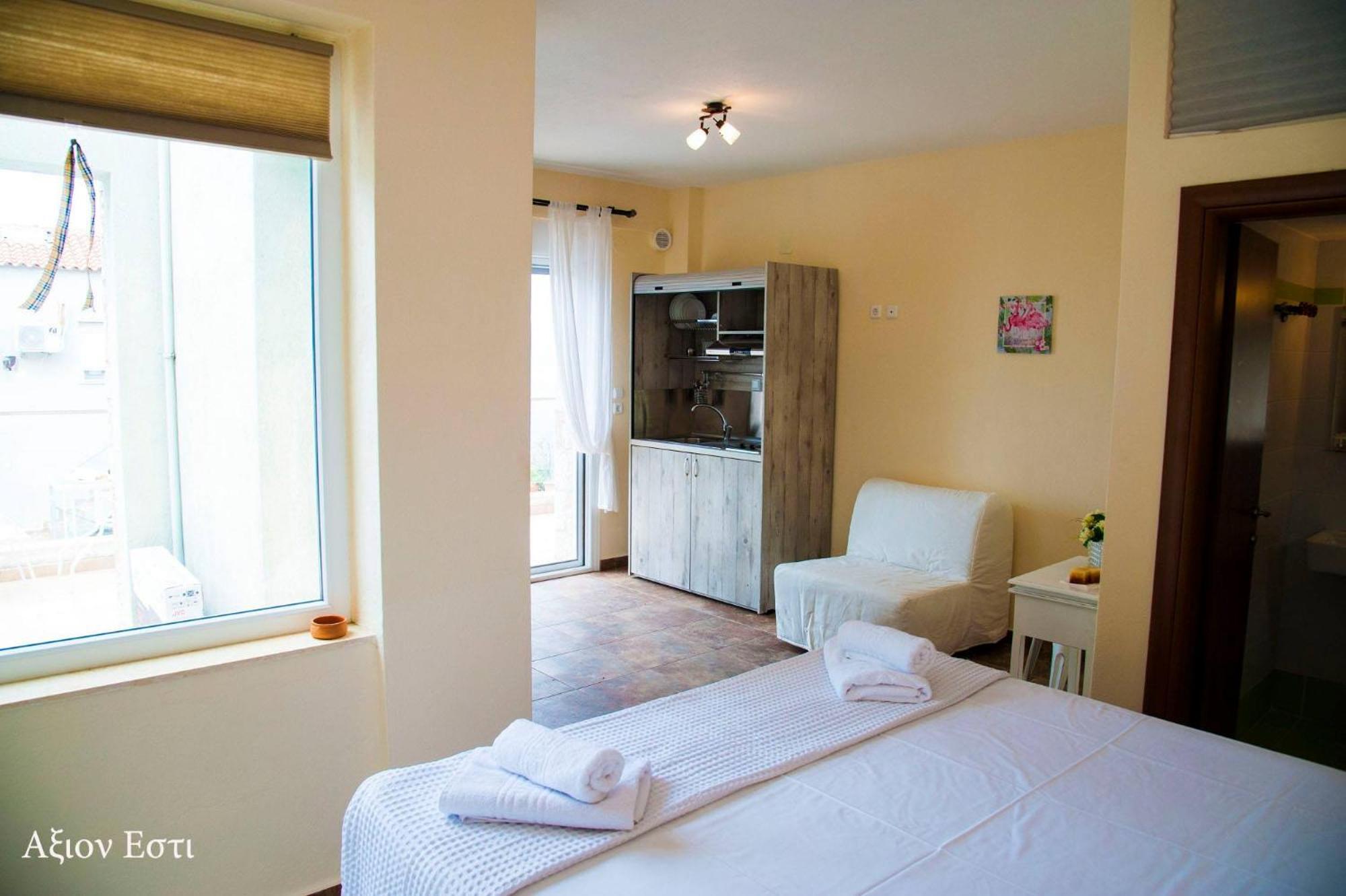 Axion Esti Apartments Skopelos Town Ngoại thất bức ảnh