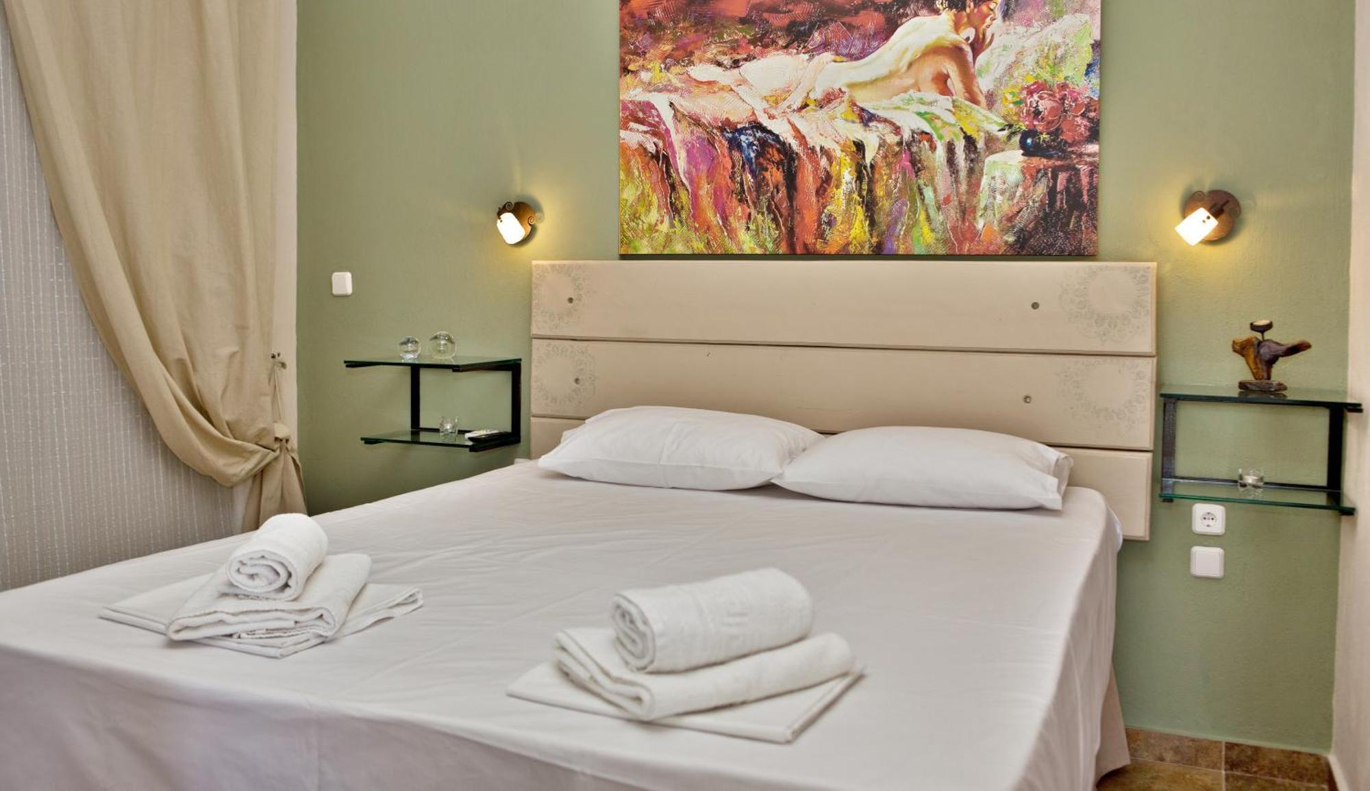 Axion Esti Apartments Skopelos Town Ngoại thất bức ảnh