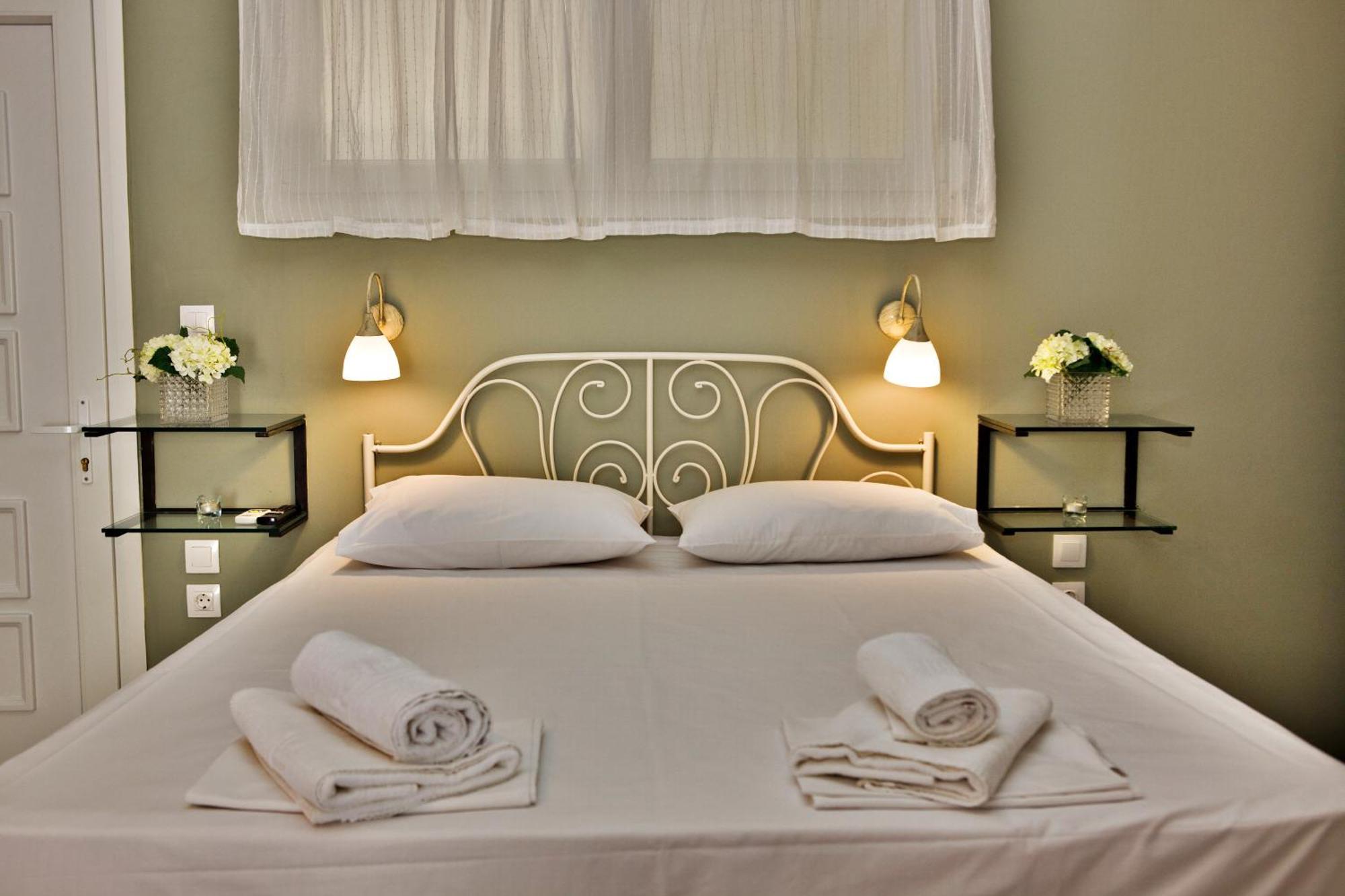 Axion Esti Apartments Skopelos Town Phòng bức ảnh