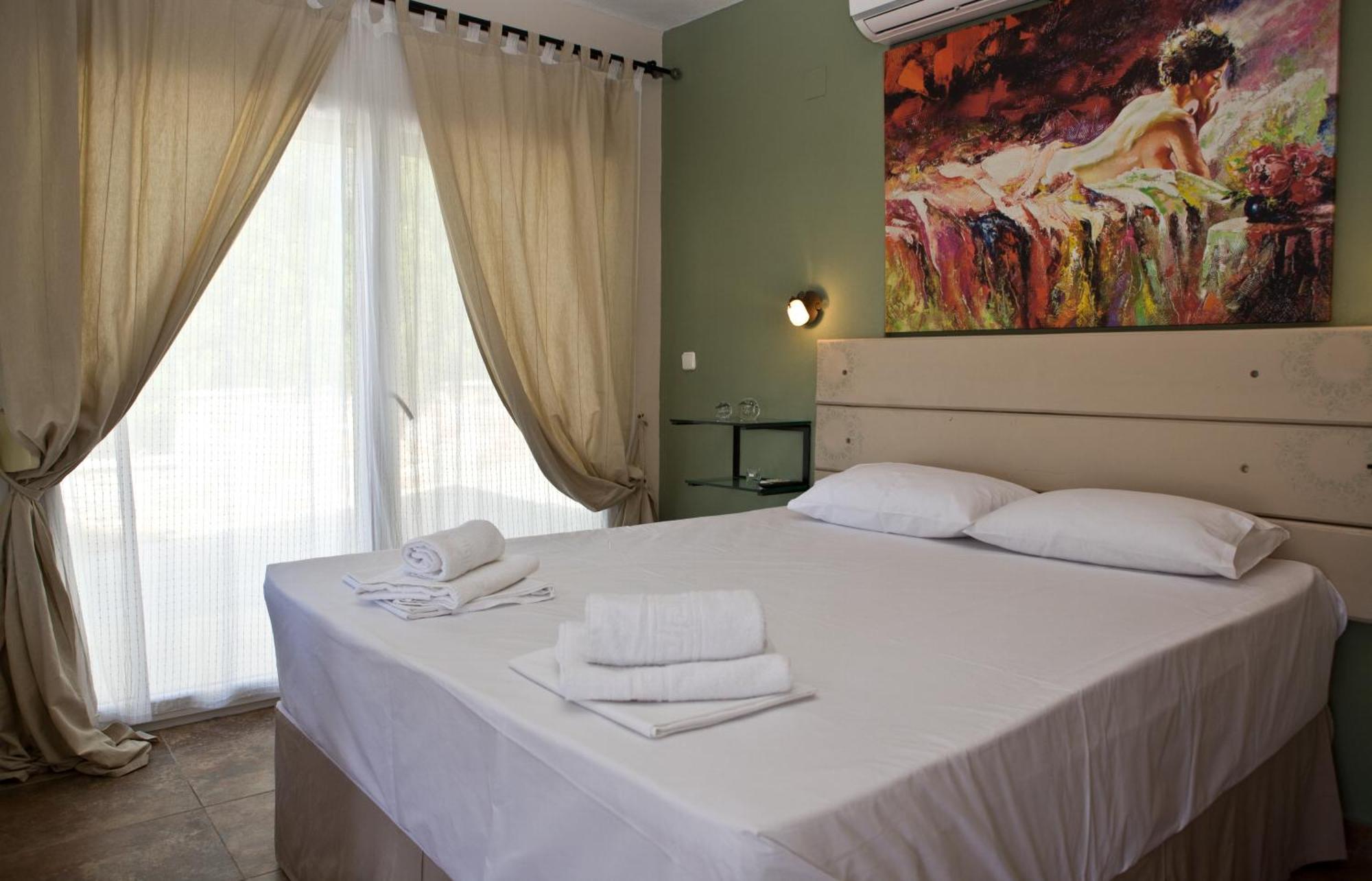 Axion Esti Apartments Skopelos Town Phòng bức ảnh